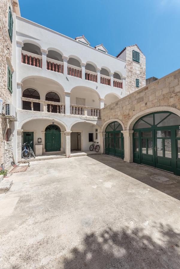 Heritage Palace Listun Makarska Exterior foto