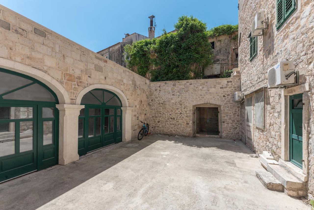 Heritage Palace Listun Makarska Exterior foto